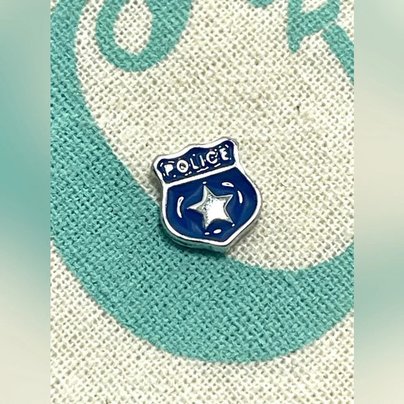 Origami Owl Living Lockets HTF Retired Original Police Floating Charm - Picture 1 of 2